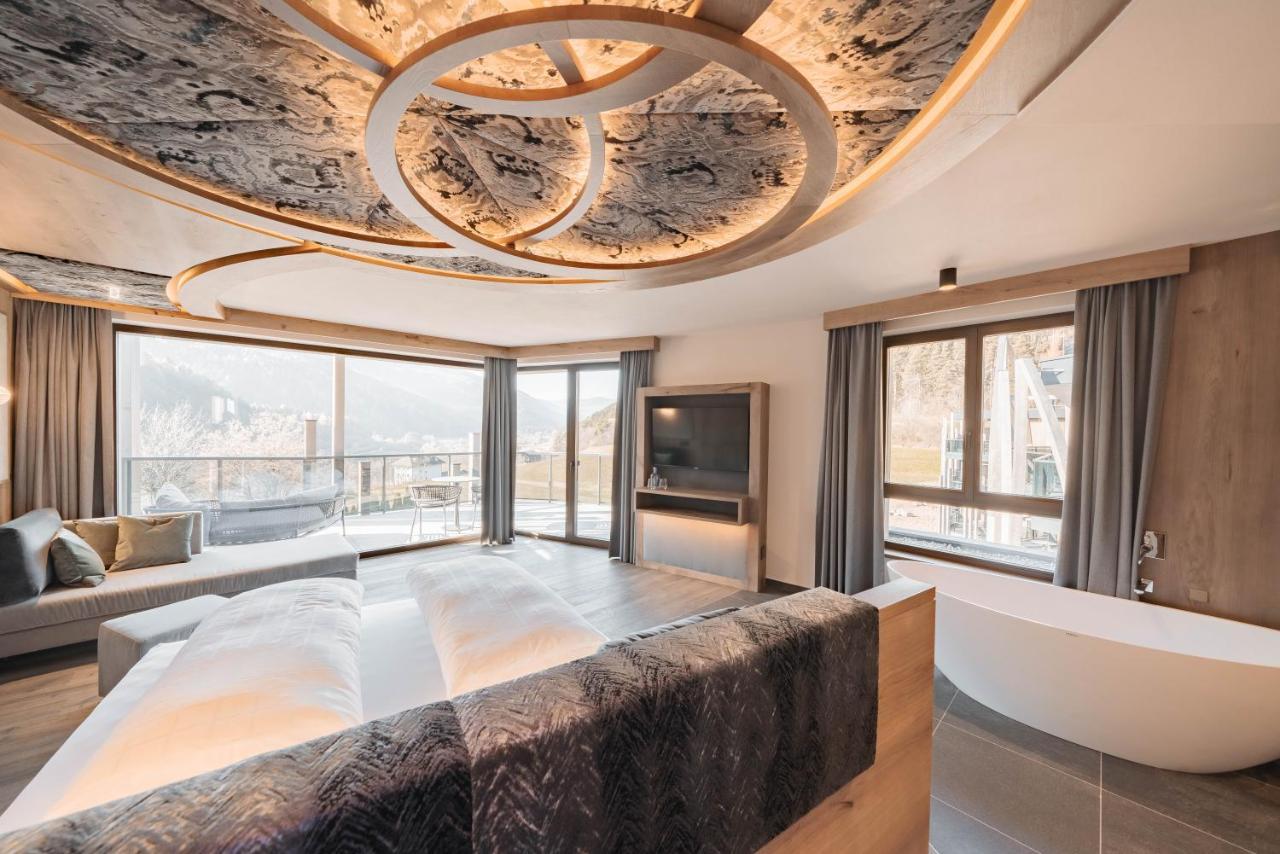 Leitgam Luxury Hotel For Two Kiens Eksteriør billede